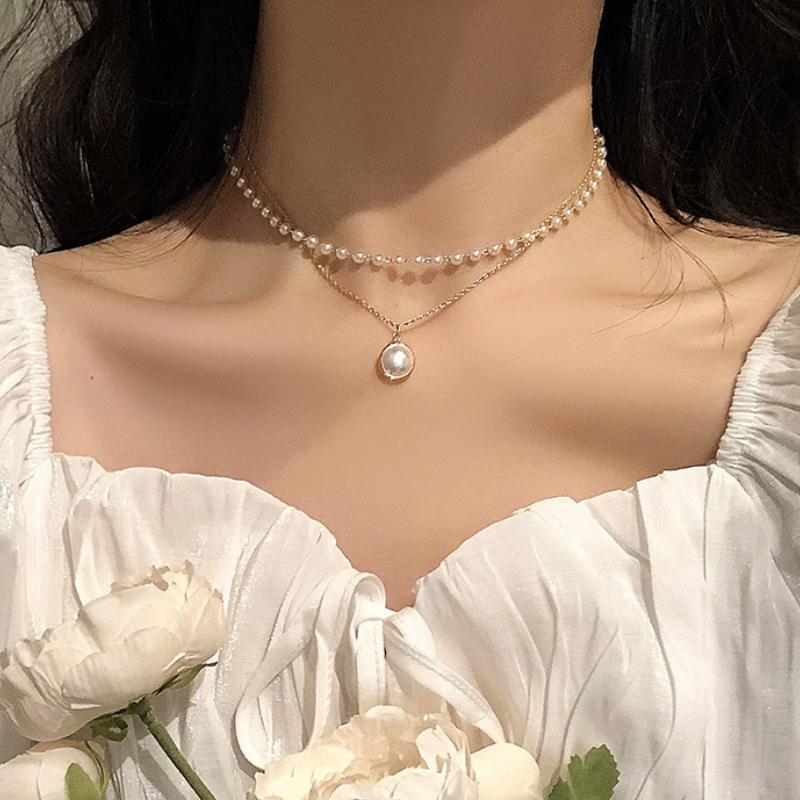 Pendant Necklaces Fashion Peral Layered Necklace Choker Women Aesthetic Collarbone Neck Chain Jewelry Initial Charm Party Gift Accessories