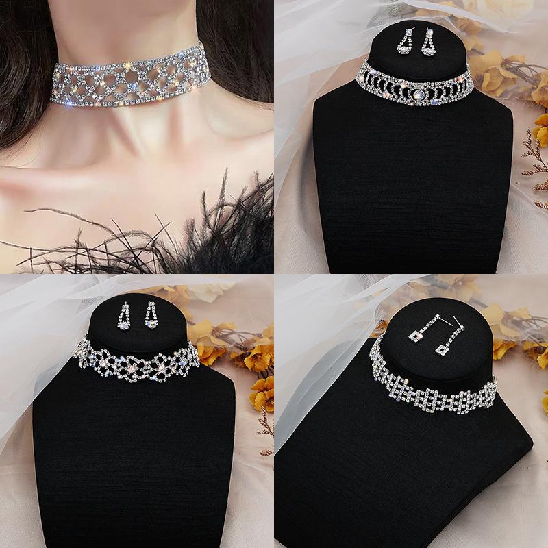Chokers Women&#039;s Neck Chain Vintage Kpop Jewelry On The Crystal Retro Choker Necklace With Rhinestones Luxury For Women
