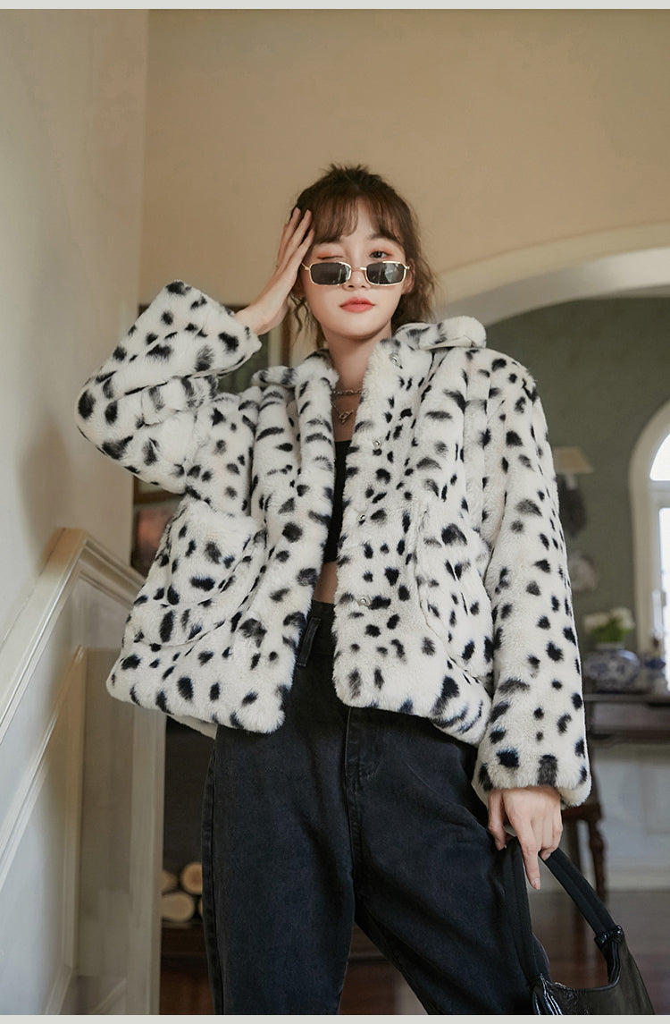 2021 New Leopard Print Winter Coat and Jackets Women White Furry Fuzzy Outerwear Warm Fux Fur Jacket Fmal