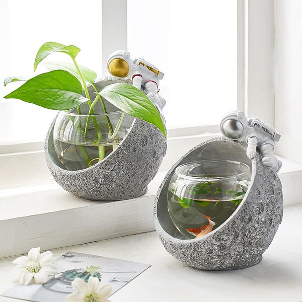 Creative Korean Glass Plant Flower vase decoration home astronaut Resin Diver Ornaments Vases Hydroponics office Desktop Decor 210310