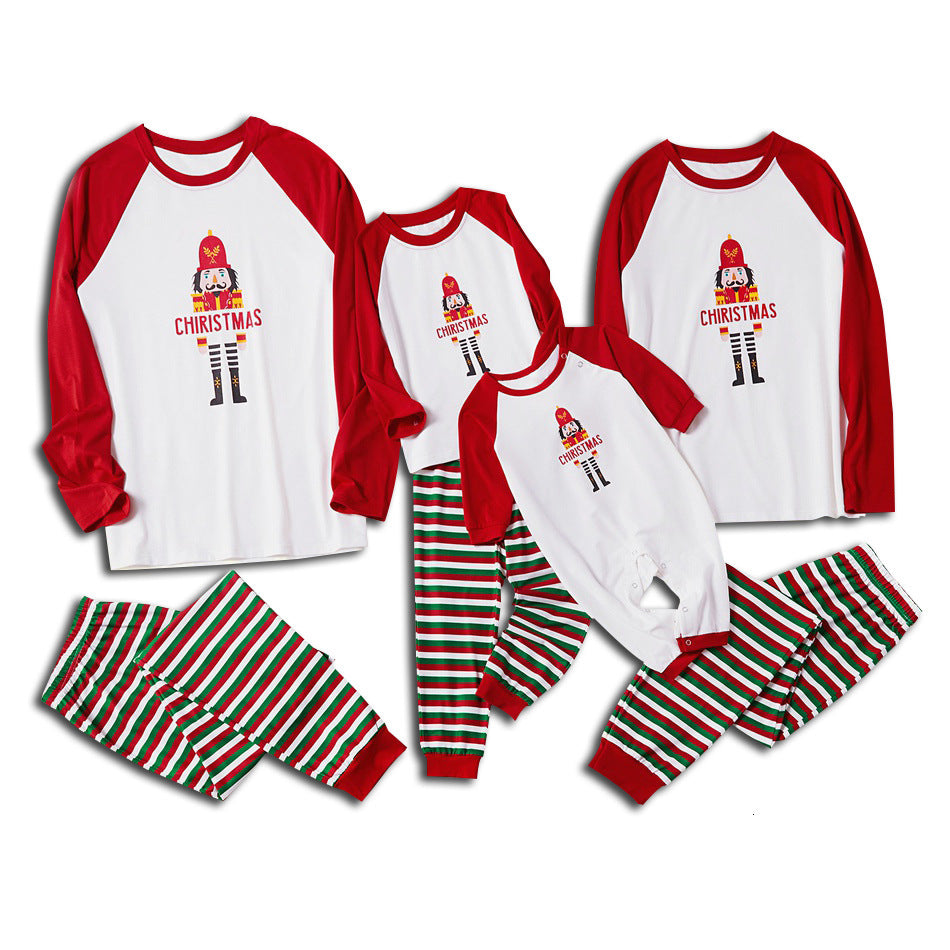 2021 New Family Matching Outfits Clothing Set Christmas Cartoon Print Stripe Pajamas Xmas Adult Kid Baby Nightwear Pyjamas Sleepwear Suit 7m