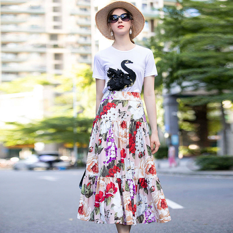 2021 New Runway Designer Summer Women Elegant Short Sleeve Tshirt+floral Printed Midi Skirts Womens Two Piece Set Wuhc
