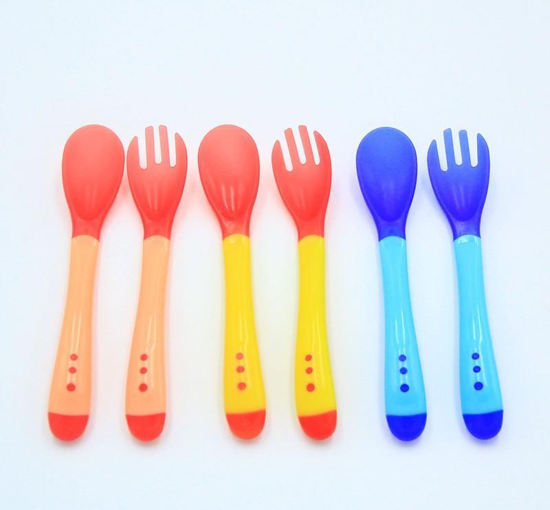 Baby Temperature Sensing Utensils Spoon and Fork Safety Feeding Flatware discolored RN8155