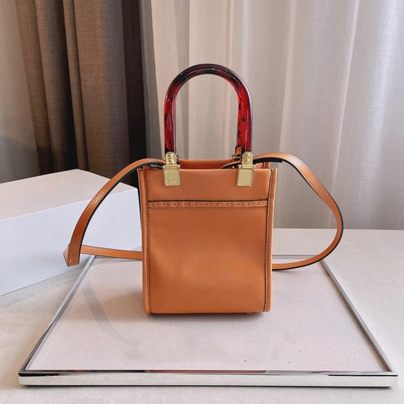 Fashion Genuine leather mini bag Top quality hangbag brown color women shoulder bags handbags backpacks Size18X13X6.5CM