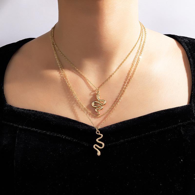 Pendant Necklaces HuangTang Multilayer Snake Necklace For Women Bohemian Gold Color Animal Choker Charming Jewelry Party 17884