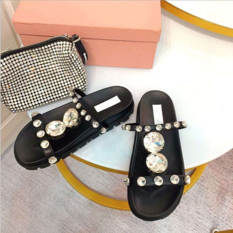 Round crystal drill button inlaid vamp women&#039;s slippers 3cm thick flat bottom black sandals Star pattern wear-resistant sole comfort slipper