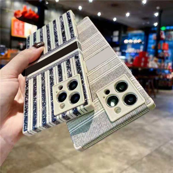 Luxurys Designers Cell Phone Cases is suitable for iphone SE2 7 7p 8 8p x xs xr xsmax 11 11pro 11promax 12 12mini 12pro 12promax very good n