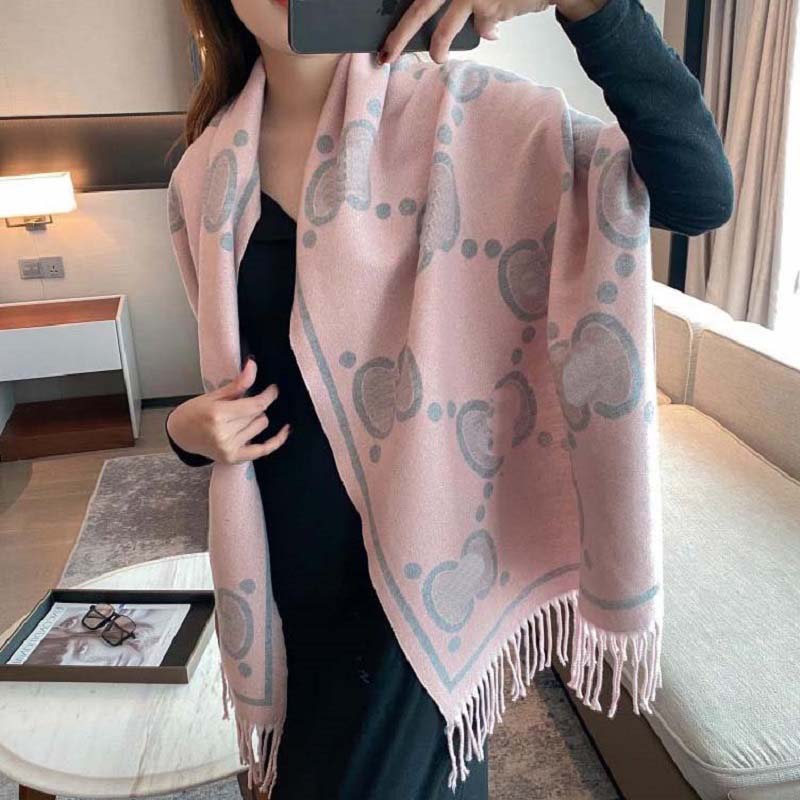 designer winter cashmere scarf 2021 letter flower silk lace Ring luxury Women Designers Classic beanie and Knitting Brand suits Scarves