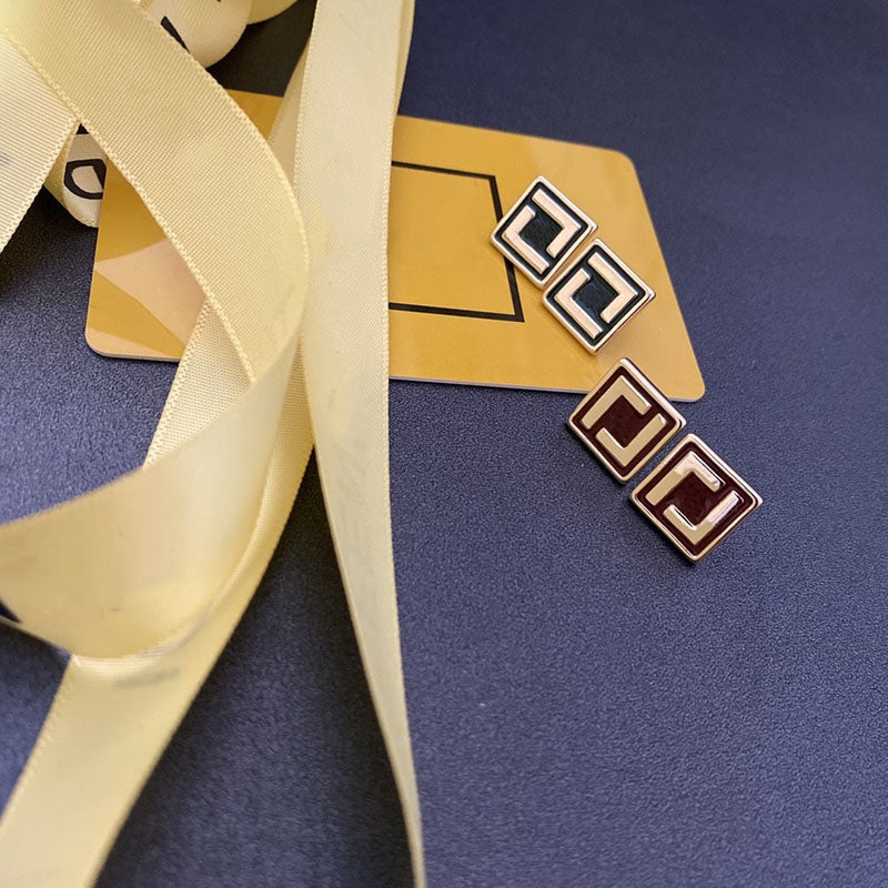 Luxurys Designer Letter Earrings Stud Mens Women Jewelry Luxury Fashion Square Earring For Women Mans Gift Hoop Hoops Earrings 249234BF