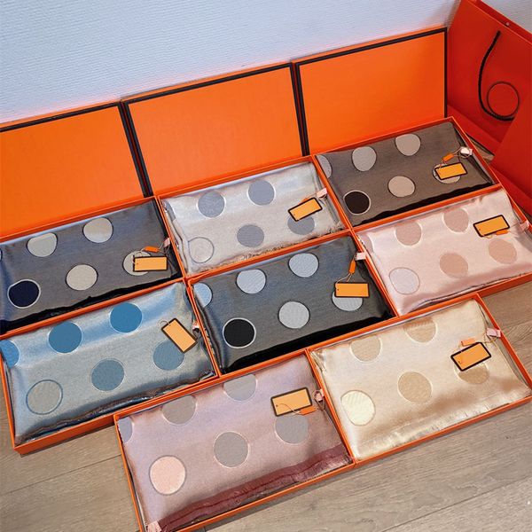 Designer Scarves Fashion Scarf Elegant Letters Circular Design for Man Women Silk Wool Shawl 8 Colors High Quality