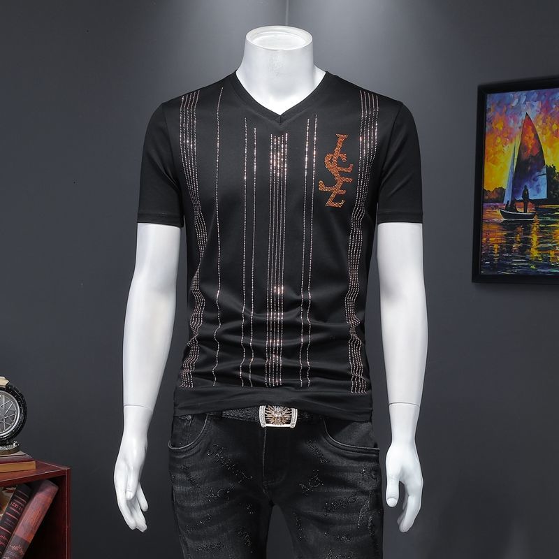 2021 Men&#039;s New Striped Rhinestones Short Sleeve T-shirt Tide V-neck Hot Drill Tee Shirt Homme Social Club Outfits Tshirt for Men Ref8
