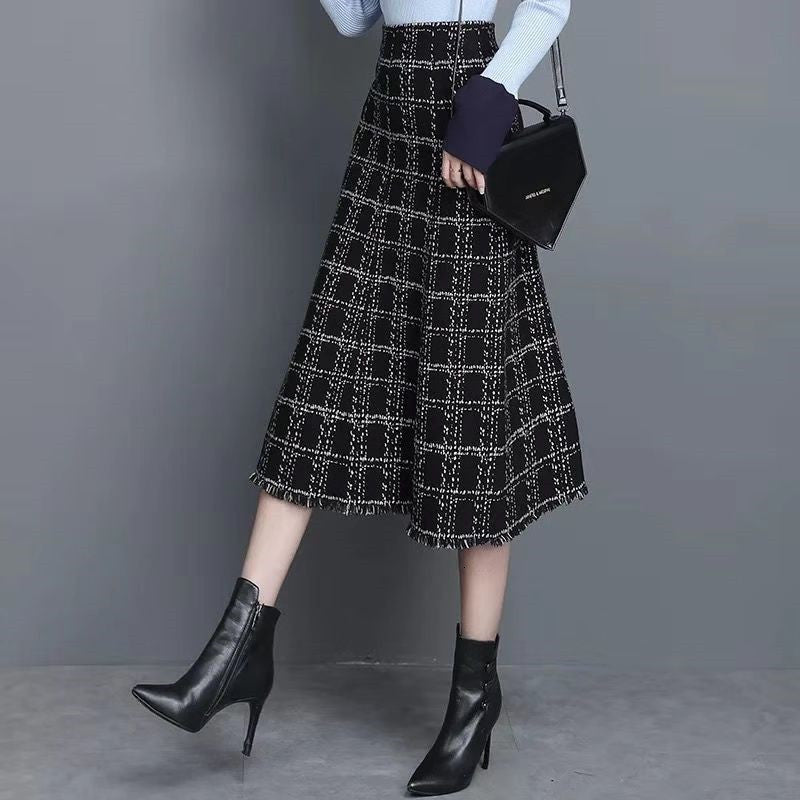 2021 Vintage Plus Size Black Plaid Tweed Women Midi Long High Waist A-line Knitted Skirt Office Lady Slim Business Work Clothes 5adq