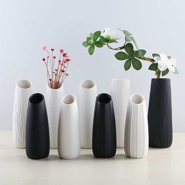 Ceramic Vases Nordic Minimalist Simple White-Black Tabletop Vase European Style Home Decoration Fashion Flowerpot Craft Gift 210310