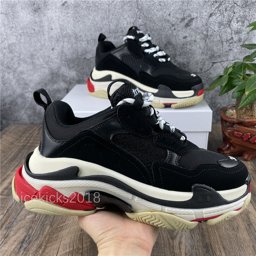 Platform Comfort Casual Shoes Dad Sneakers Triple S Black Red Classic Sports Skateboarding Shoes Mens Womens Chaussures Dress Shoe Scarpe