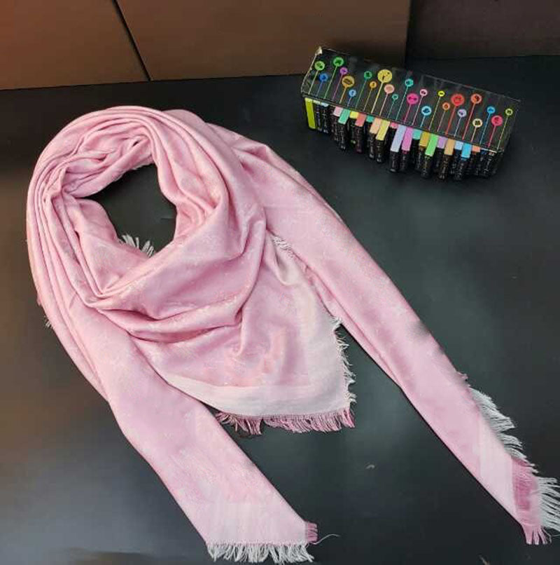 2020 Classic fashion Scarf for Women cashmere Letter Scarf Shawl 18color Ladies Scarves Size 140x140cm without box