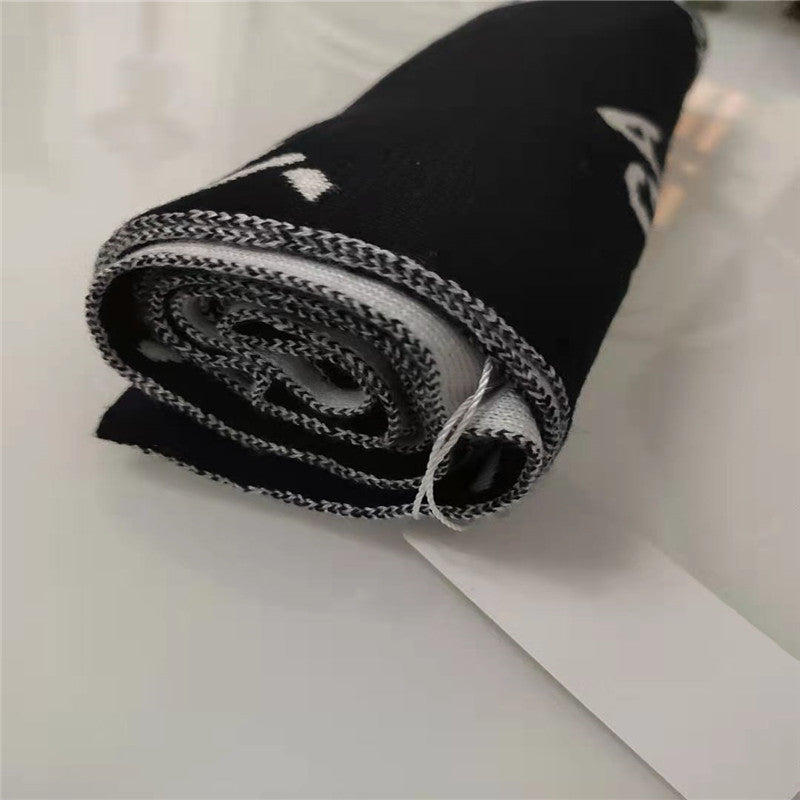 2020 Fashion Scarf for men Letter Pattern mans Wool Thick Scarfs Warm Scarves Size 180X30CM no box maike02