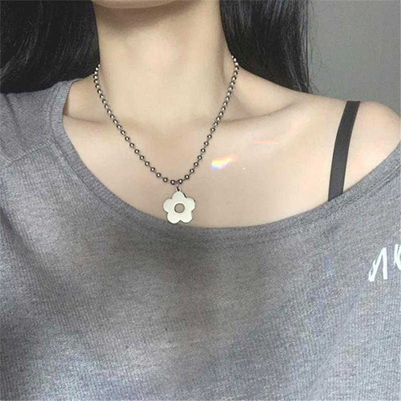 Pendant Necklaces Fashion Stainless Steel Flower Beads Choker Necklace Gothic Collar Jewelry Gift Streetwear