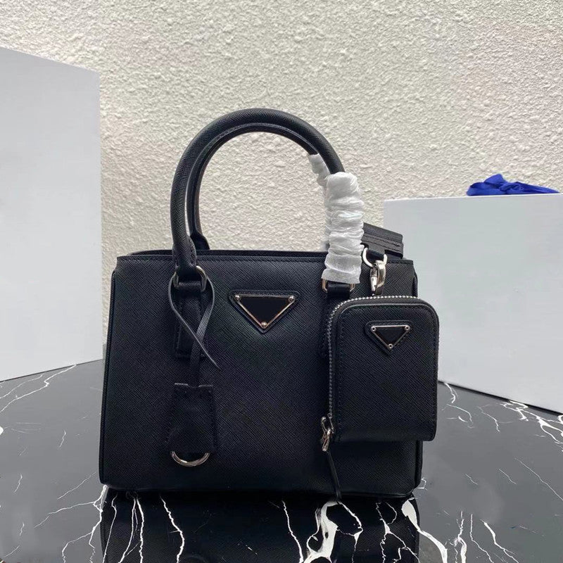 The latest style Adopt imported high gloss cross bag grain cowhide 1BA296 graceful Leather is particularly novel genuine
