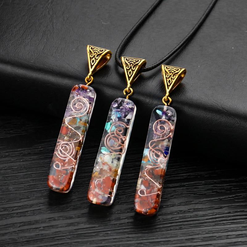 Pendant Necklaces Natural Crystal 7 Chakra Necklace Gem Quartz Gravel Spiral Resin Yoga Meditation Choker Reiki Healing Woman Jewelry Gift