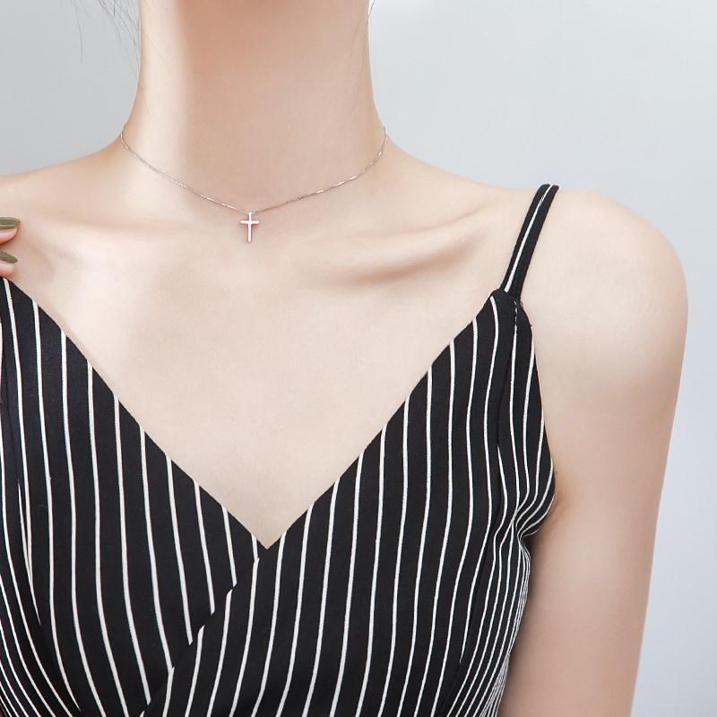 Pendant Necklaces Women Cross Necklace Fashion Clavicle Chain Jewelry Simple Tiny Choker Female Accessories