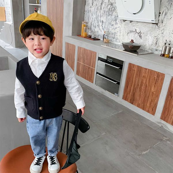 Autumn boys fashion knitted cardigan vest Korean style sleeveless letter print outerwear Kids casual school waistcoats 210615