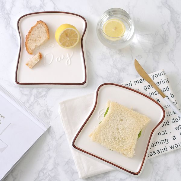 Vintage Style Emboss Plates Ceramic Creative Breakfast Bread Snack Tray Dessert Plate Brown Edge Toast Shaped Pattern Tableware
