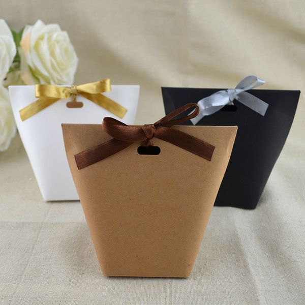 50pcs Blank Kraft Paper Bag White Black Candy Bag Wedding Favors Gift Box With Ribbon Package Birthday Party Decoration Bags 210323