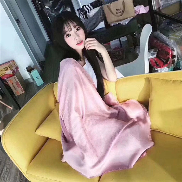 2021 High quality classic designers wool silk with silver thread scarf fashion scarves thick shawl 140*140cm without box