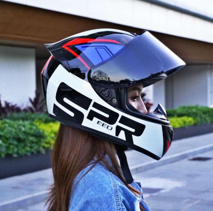 Motorcycle big tail riding full helmet, men and women outdoor cross-country helmets, the same style is customized