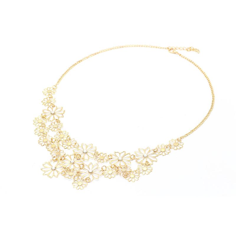 Chokers Trendy Charm Women Chain Saturna Flower Bib Choker Pendant Statement Necklace Wedding Party Jewelry
