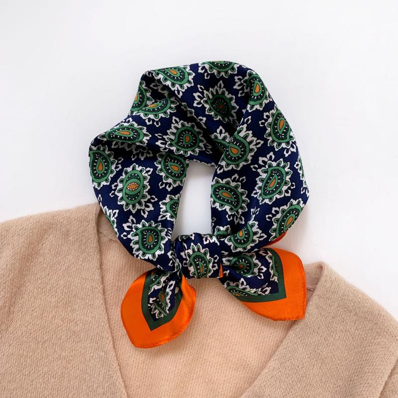 Scarves 100% Pure Silk Scarf Women Square Bandana Summer Beach Hijab Shawls Wraps Female Foulard