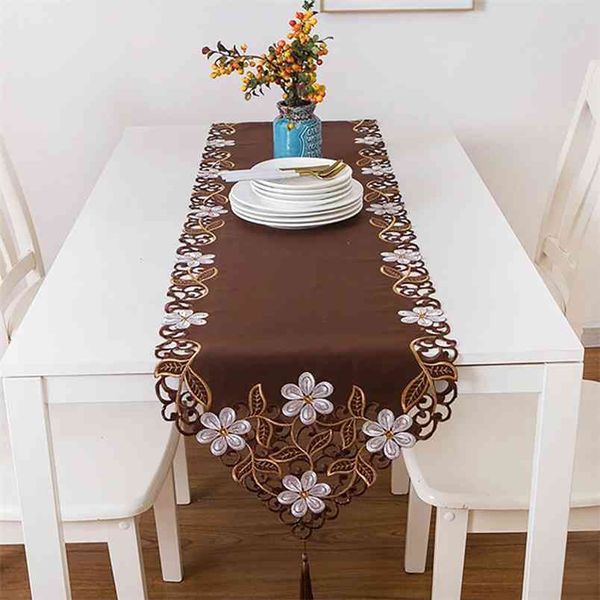 40*175CM Brown Pastoral Embroidered White Floral Tassel Tablecloth Runner Home Party Wedding Dinner Decor Cloth 210708