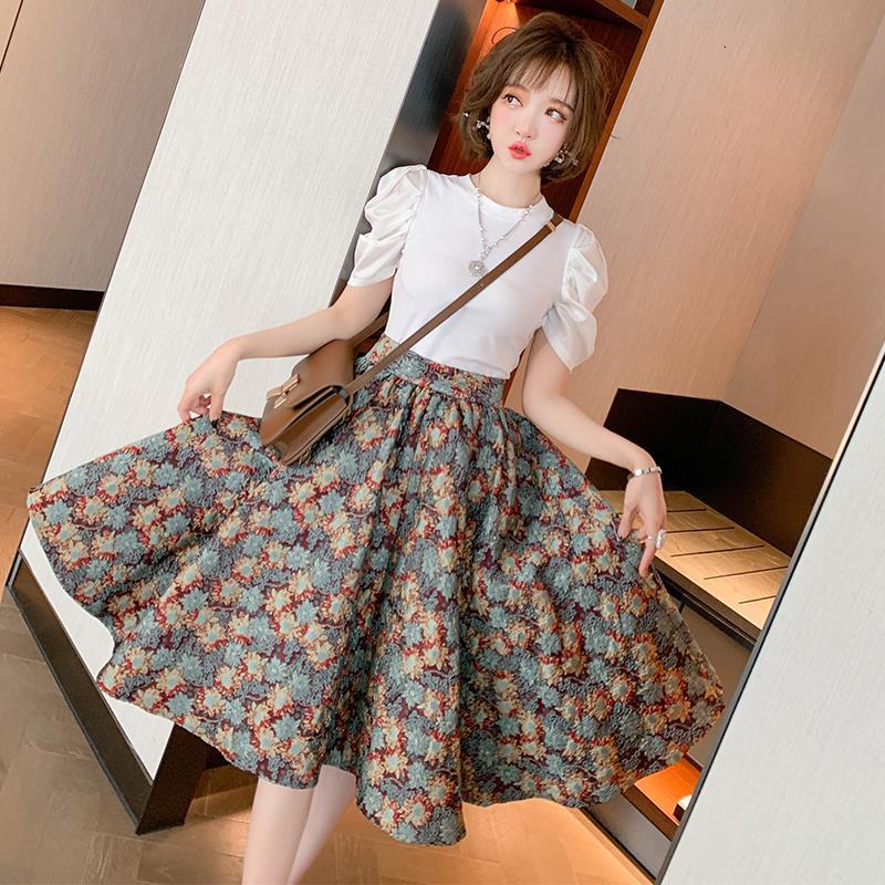 skirts Summer T-Shirt And Skirts Women Elegant Sleeve Stretchable Tshirt Top + Flower Jacquard Ball Gown Skirt Two Piece Set