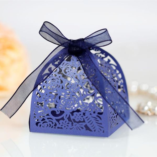50-100pcs Laser Cut Flower Wedding Dragee Candy Box Wedding Gift for Guest Wedding Favors and Gifts Deco Mariage Chocolate Box 210402