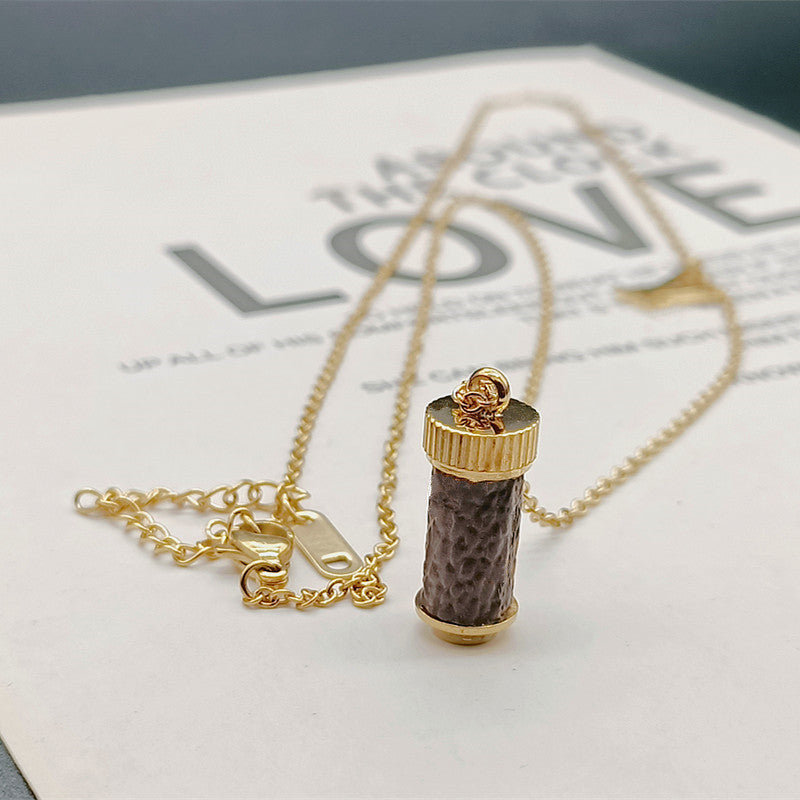 gold Titanium steel leather flower pattern necklace women ladies perfume bottle letter L designer pendant for girlfriend gift anniversary jewelry