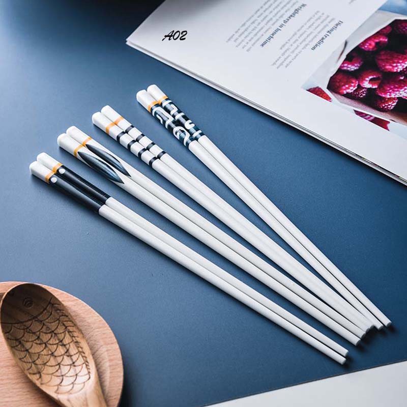 Ceramic household chopsticks health, environmental protection, sanitation, non-slip, mildew, easy to clean, high temperature resistant high-quality