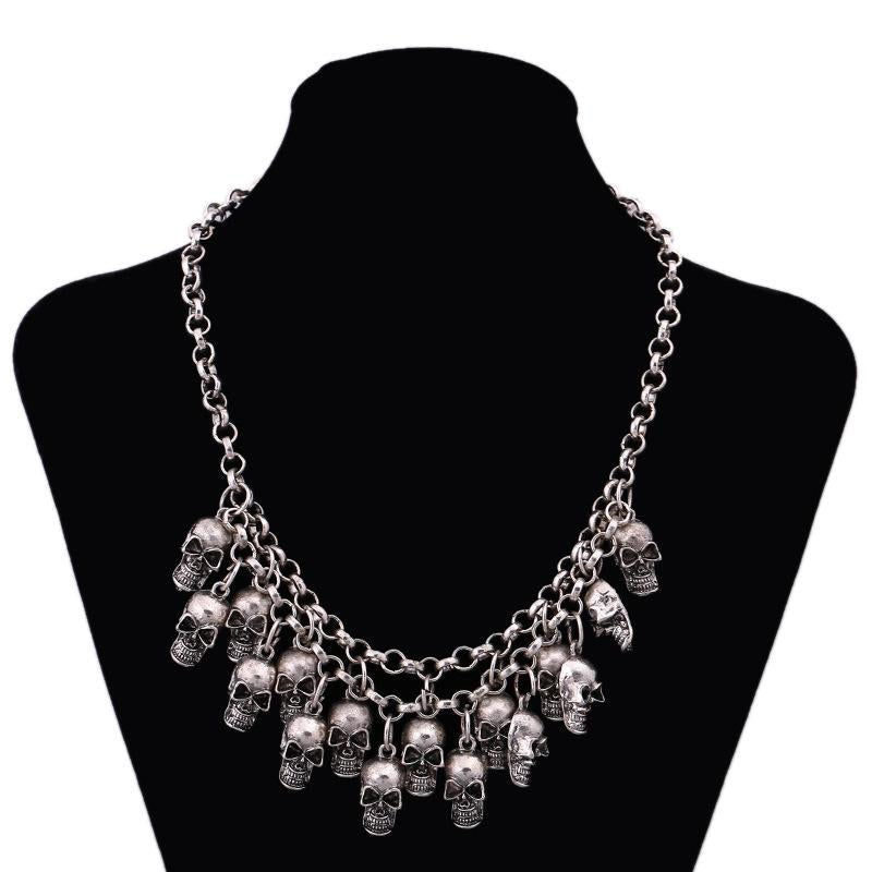 Vintage Punk Women Necklaces Halloween Jewelry Metallic Retro Skull Necklace Hip Hop Long Pendant Choker Chains