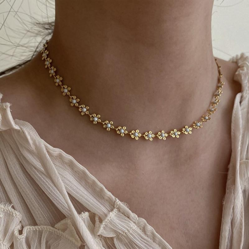 Chokers Korea Spring Summer Temperament Metal Blue White Small Flower Necklace Clavicle Chain For Women Girl Jewelry Party