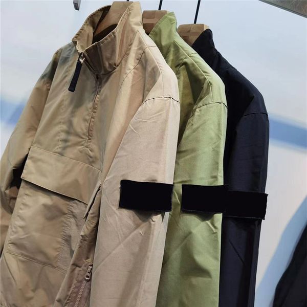 Summer Men&#039;s Jackets Breathable mesh motion Outerwear Multi Pocket stand collar Couple coats Fashion embroidery Badge Light and thin Ve