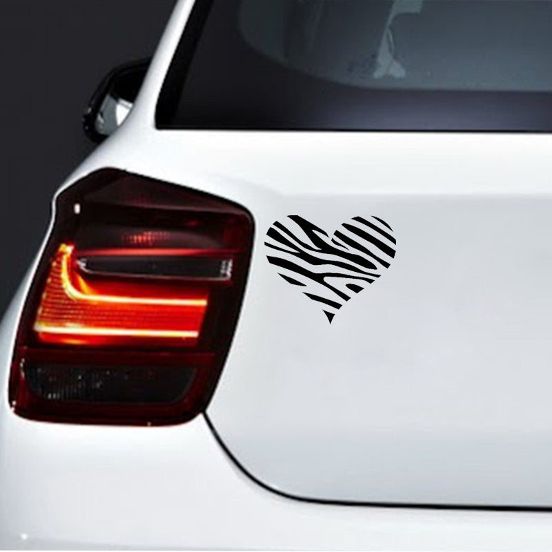 15.5CM*12.8CM Zebra Print Heart Love Girly Fashion Vinyl High-quality Decal Car Sticker