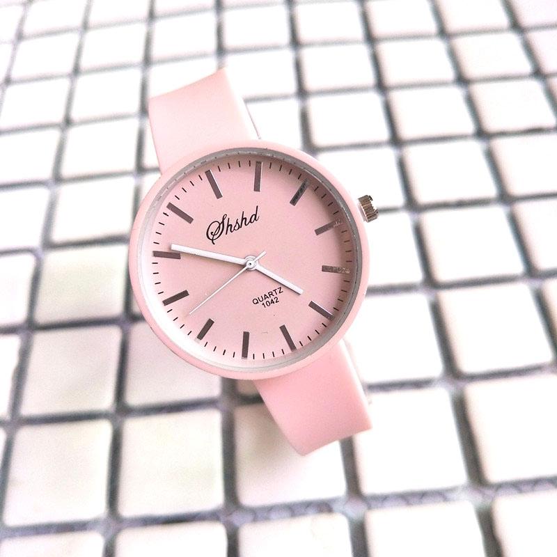 Wristwatches Women Candy Color Quartz Wrist Watch Lady Silicone Band Simple Style XRQ88