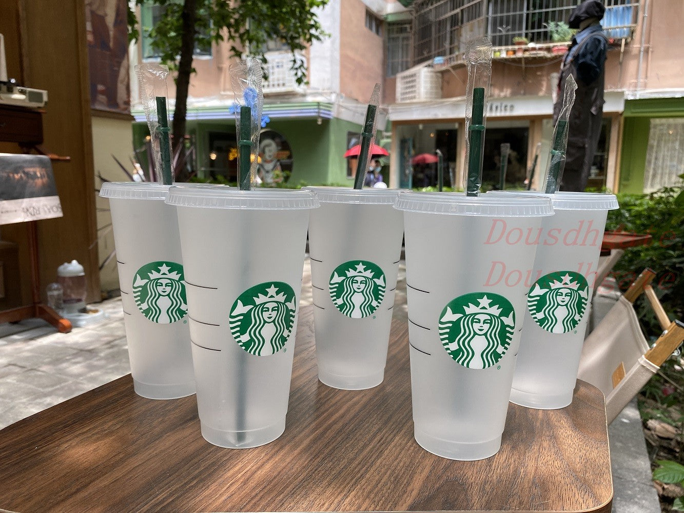 The mermaid 5pcs Mug 24oz Tumblers Plastic Drinking Juice Cup With Lip And Straw Magic Coffee Mug Costom Starbucks plastic Transparent cup