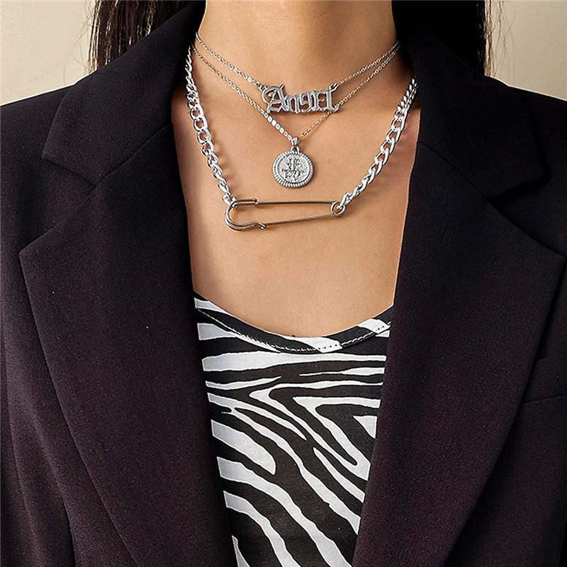 Chokers Simple Personality Multi-layer Tassel Pin Necklace Europe And America Female Jewelry Retro Letter Tag Round Set