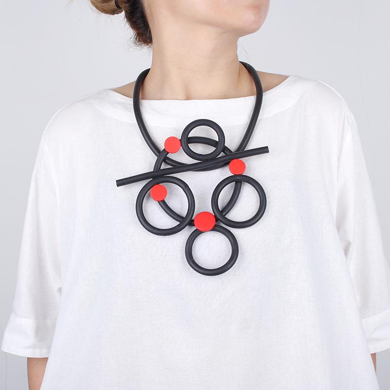 Pendant Necklaces Ethnic Strange Choker Necklace Unusual Womens Rubber Grunge Rope Handmade Gothic Collar Jewelry Neck Chain Decoration