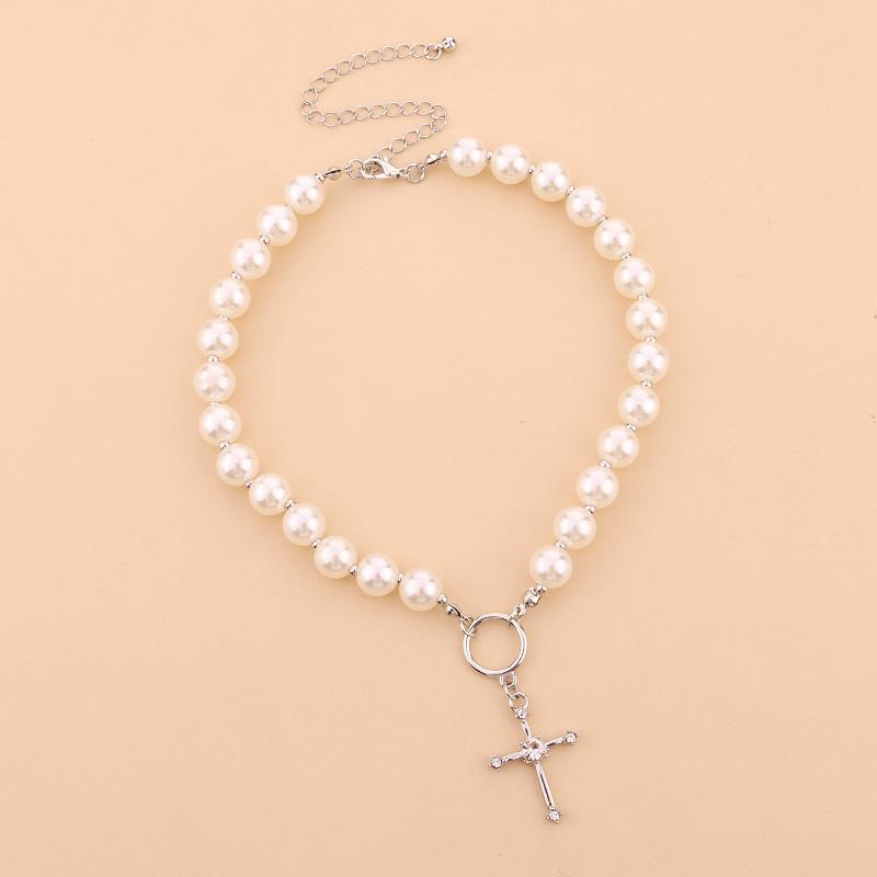 Chokers Diamond Cross Pendant Necklace For Women Metal Fashion Vintage Harajuku Charms Pearl Jewelry 90s Style Party Gift Ideas