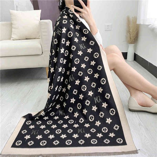 Shawl Korean Women Wear Double-sided Color Matching in Autumn and Winter, Thickened Warm Air Conditioner, Large Wind Tassel Imitation