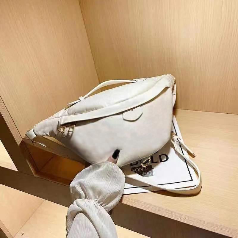 2022 Cellphone Case Waist pouch bag designer handbag Purses Womens Men BumBag Belt Women Pocket Bags Fashion Tote3698977