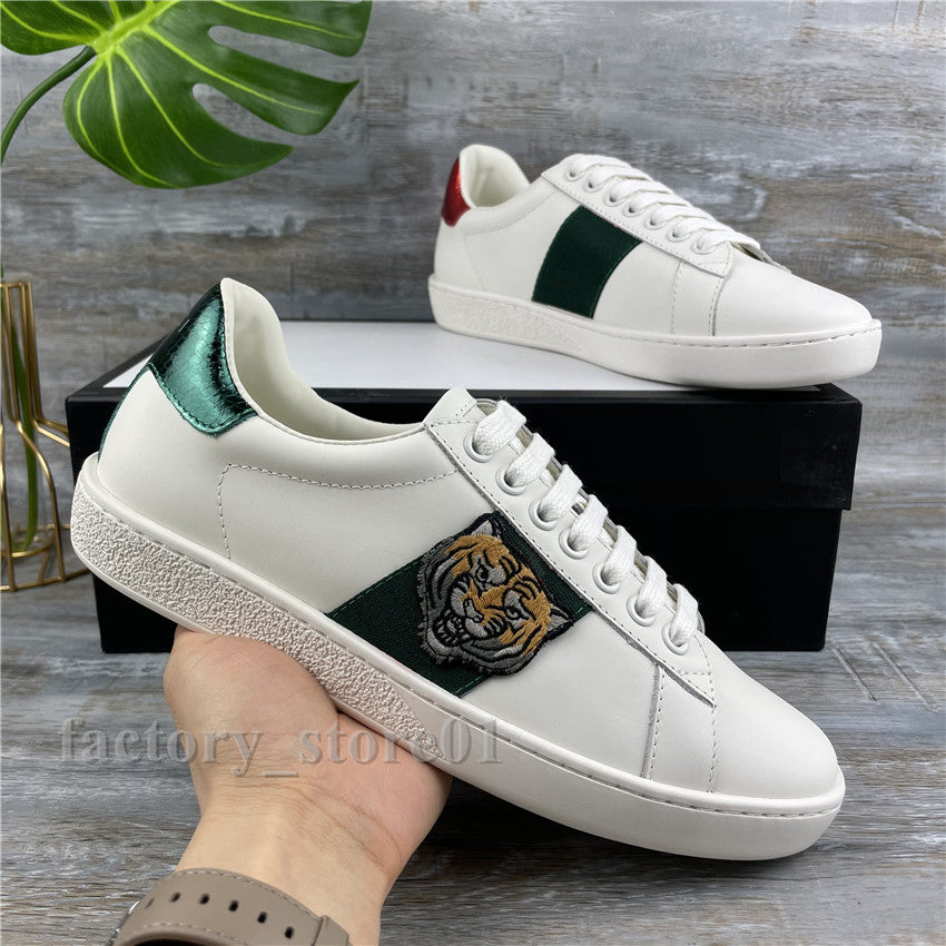 Green Red Casual Shoes Men Women Platform Chaussures Matte Leather Tennis Skin Skateboarding Shoe Ace Bee Stripes Scarpe Embroidery Snake esdfss