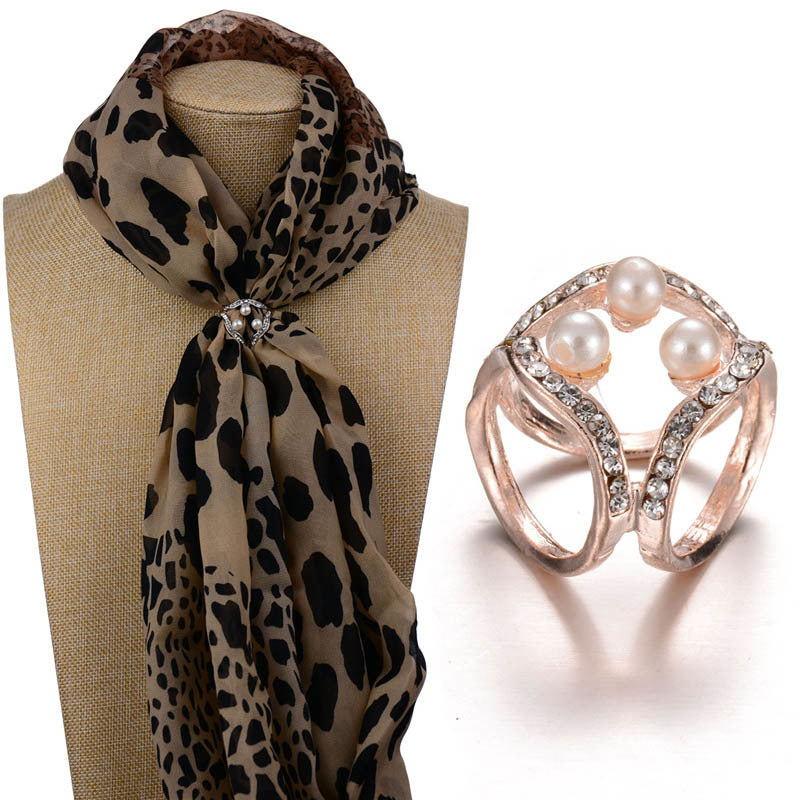 Exclusive Scarf Clip Women Jewelry Three-ring Chain Pearl 1PC Korean Style Scarves Buckle Metal