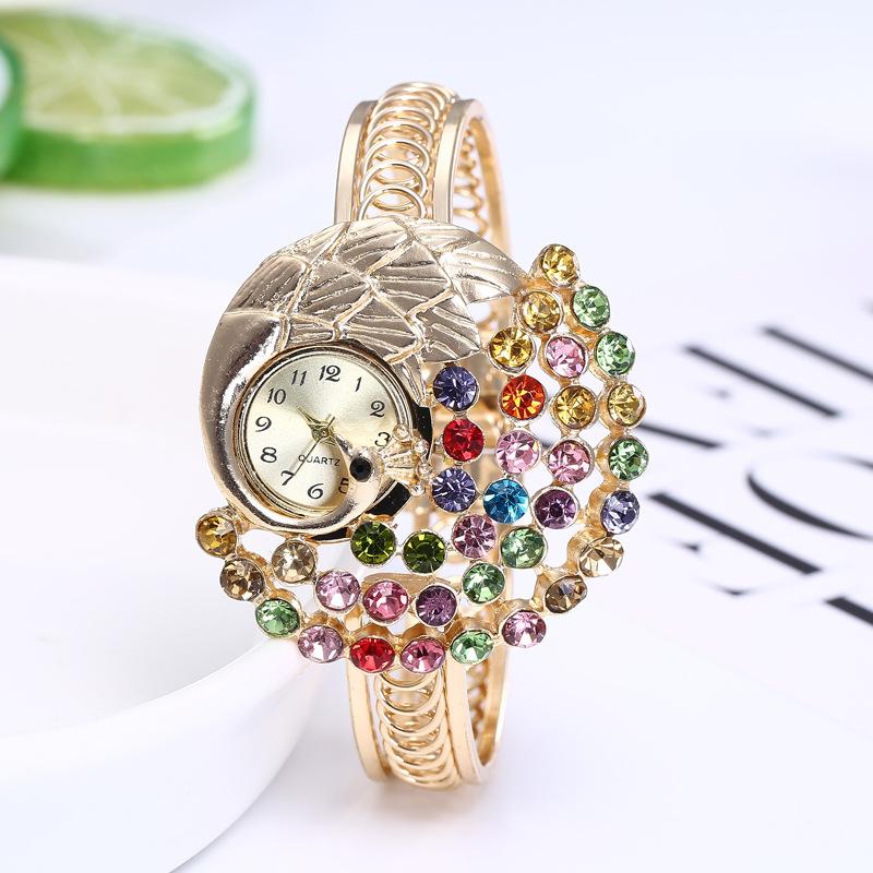 Fashion Trend High Quality Peacock-encrusted Diamond Bracelet Table Water Drill Retro Ladies Watch Watches Women Wristwatches
